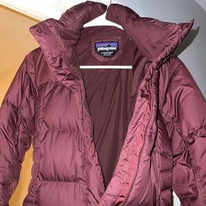 Patagonia Women's Burgundy Puffer Jacket